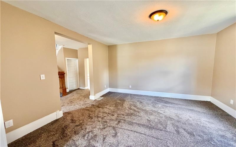62 Highland Ave, Uniontown, 15401, 3 Bedrooms Bedrooms, ,1 BathroomBathrooms,Residential,For Sale,Highland Ave,1760635