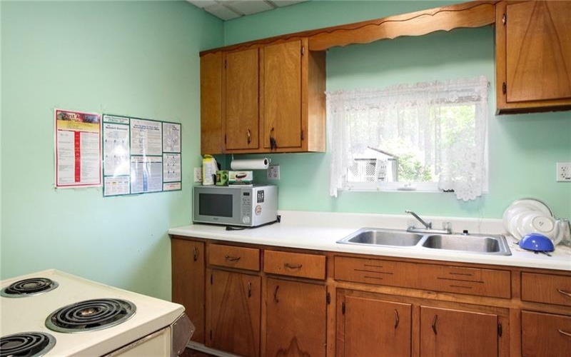 746 State Route 380, Murrysville, 15668, 4 Bedrooms Bedrooms, ,3 BathroomsBathrooms,Farm-acreage-lot,For Sale,House, Garage, Office, Shed,State Route 380,1759353