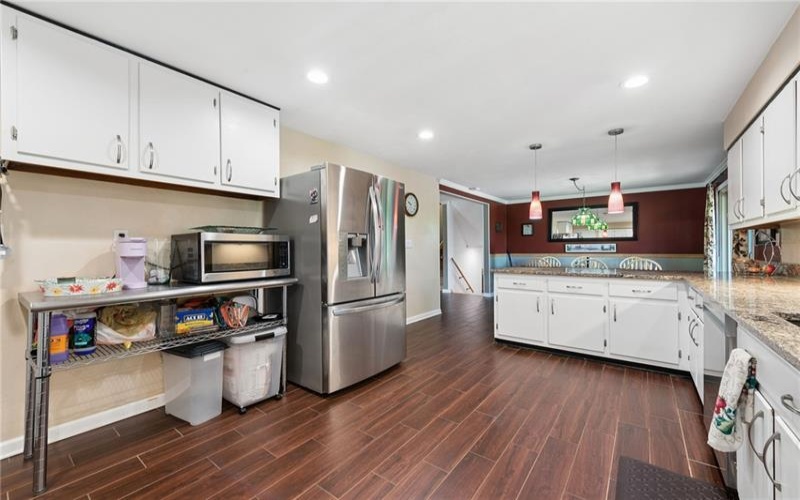 170 Summit Dr, Irwin, 15642, 3 Bedrooms Bedrooms, 11 Rooms Rooms,2 BathroomsBathrooms,Residential,For Sale,Summit Dr,1760419