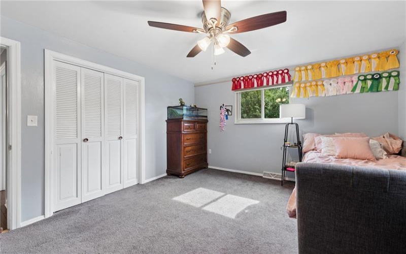 170 Summit Dr, Irwin, 15642, 3 Bedrooms Bedrooms, 11 Rooms Rooms,2 BathroomsBathrooms,Residential,For Sale,Summit Dr,1760419