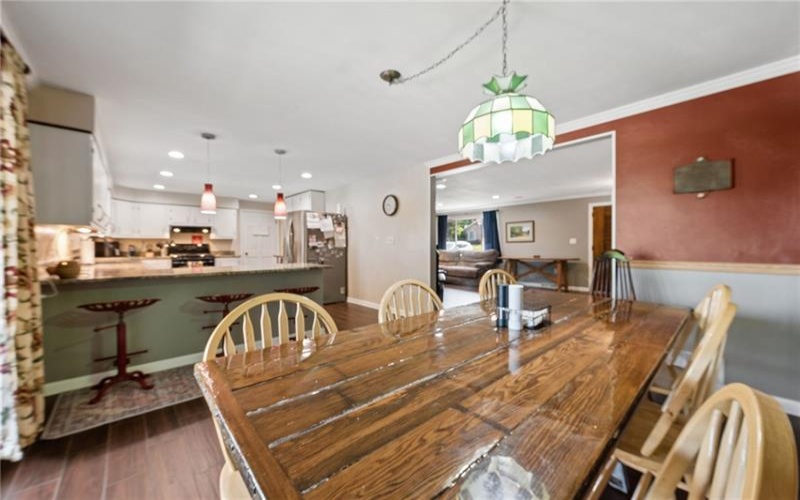 170 Summit Dr, Irwin, 15642, 3 Bedrooms Bedrooms, 11 Rooms Rooms,2 BathroomsBathrooms,Residential,For Sale,Summit Dr,1760419