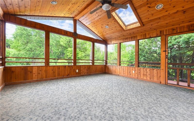 153 Oakwood, McMurray, 15317, 4 Bedrooms Bedrooms, 12 Rooms Rooms,3.1 BathroomsBathrooms,Residential,For Sale,Oakwood,1760629