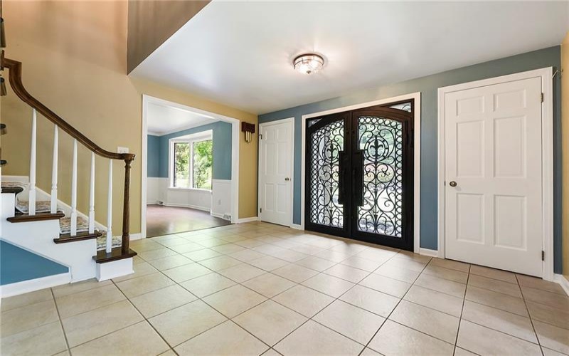 153 Oakwood, McMurray, 15317, 4 Bedrooms Bedrooms, 12 Rooms Rooms,3.1 BathroomsBathrooms,Residential,For Sale,Oakwood,1760629