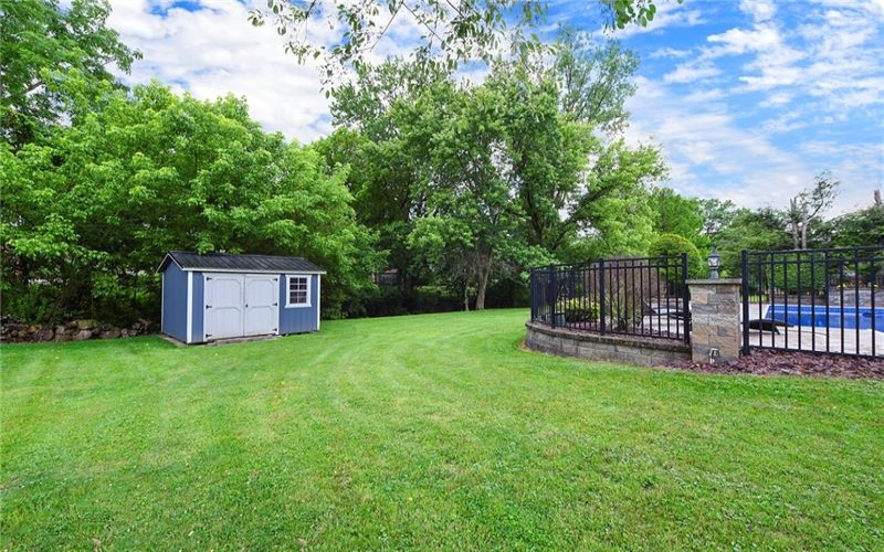 153 Oakwood, McMurray, 15317, 4 Bedrooms Bedrooms, 12 Rooms Rooms,3.1 BathroomsBathrooms,Residential,For Sale,Oakwood,1760629
