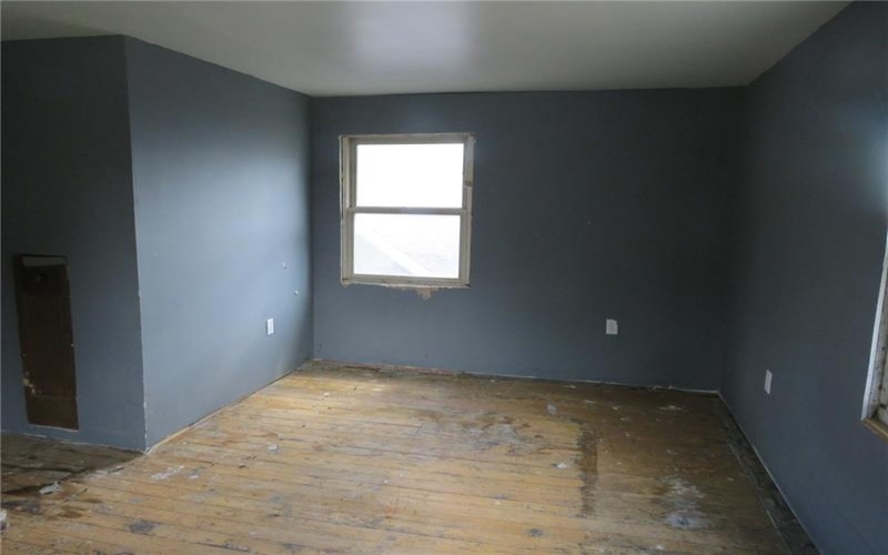 19 Gibson Ave, Washington, 15301, 2 Bedrooms Bedrooms, ,1.1 BathroomsBathrooms,Residential,For Sale,Gibson Ave,1760621
