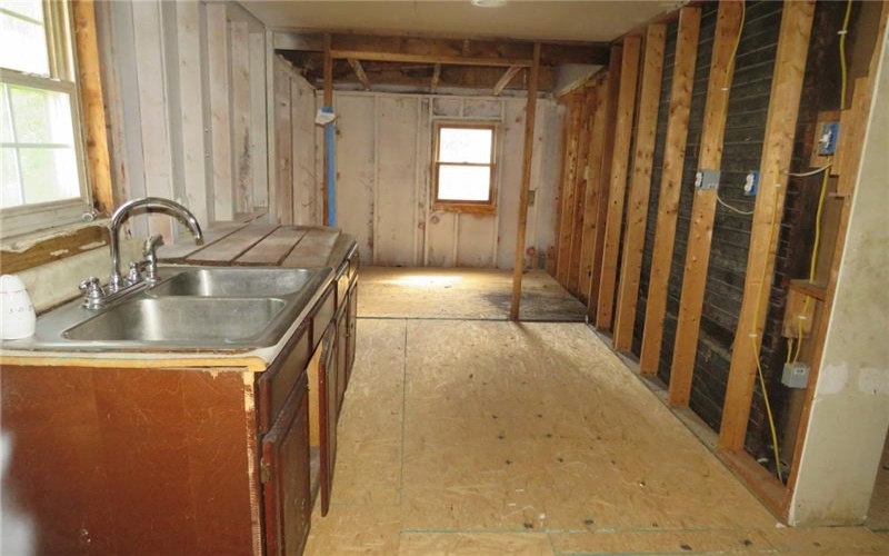 19 Gibson Ave, Washington, 15301, 2 Bedrooms Bedrooms, ,1.1 BathroomsBathrooms,Residential,For Sale,Gibson Ave,1760621