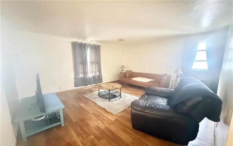 800 Ellsworth Ave, Jeannette, 15644, ,Multi-unit,For Sale,Ellsworth Ave,1760838