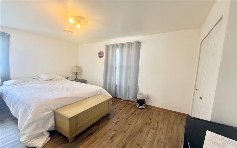 800 Ellsworth Ave, Jeannette, 15644, ,Multi-unit,For Sale,Ellsworth Ave,1760838