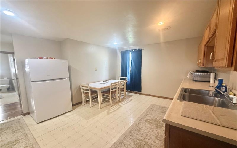 800 Ellsworth Ave, Jeannette, 15644, ,Multi-unit,For Sale,Ellsworth Ave,1760838