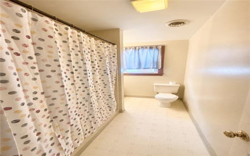 800 Ellsworth Ave, Jeannette, 15644, ,Multi-unit,For Sale,Ellsworth Ave,1760838