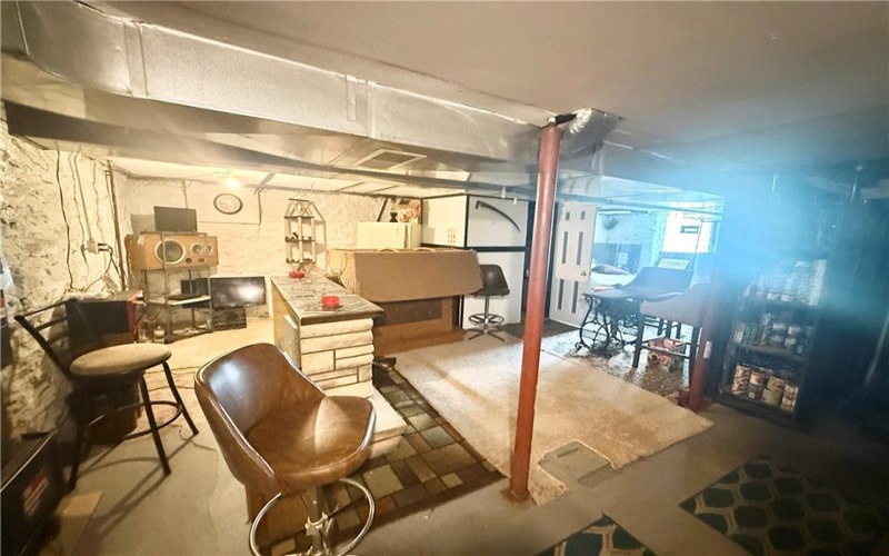 800 Ellsworth Ave, Jeannette, 15644, ,Multi-unit,For Sale,Ellsworth Ave,1760838