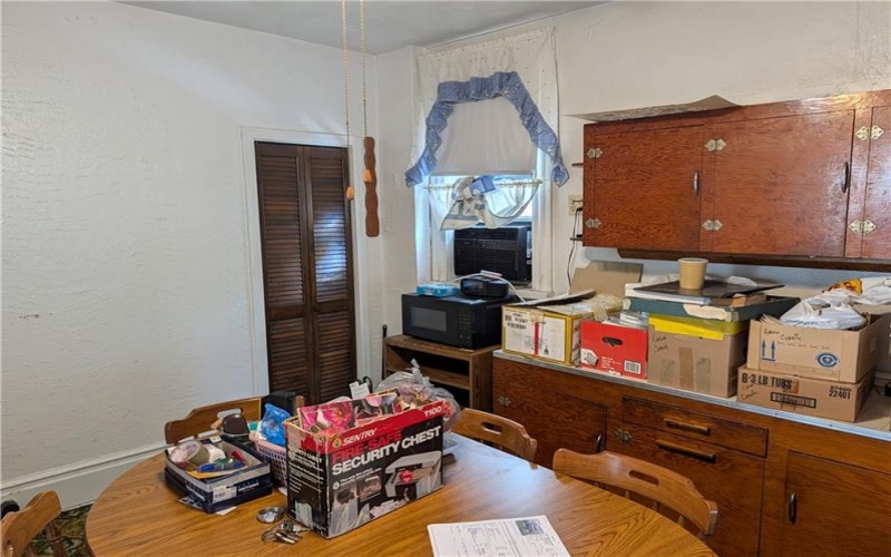 3506 KINGS HILL RD, Connellsville, 15425, 3 Bedrooms Bedrooms, ,1.1 BathroomsBathrooms,Residential,For Sale,KINGS HILL RD,1760856