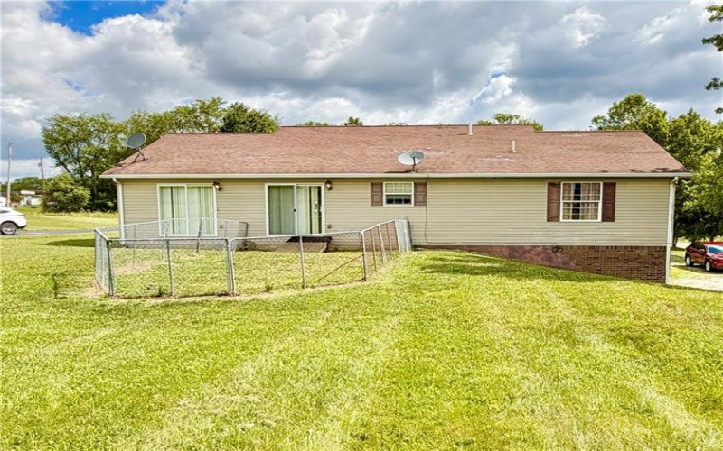 271 Burgess Field Road, Uniontown, 15401, 2 Bedrooms Bedrooms, 5 Rooms Rooms,2 BathroomsBathrooms,Residential,For Sale,Burgess Field Road,1760862