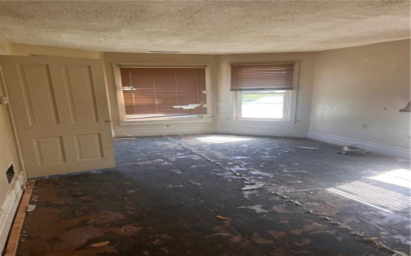 702 Vine, West Newton, 15089, 4 Bedrooms Bedrooms, ,2 BathroomsBathrooms,Residential,For Sale,Vine,1760880