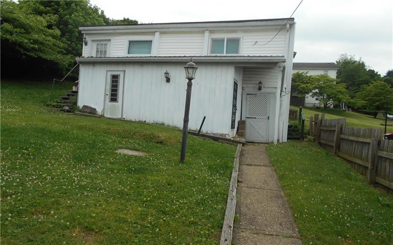 612 Harrison Ave, Penn, 15675, 2 Bedrooms Bedrooms, ,1 BathroomBathrooms,Residential,For Sale,Harrison Ave,1760910
