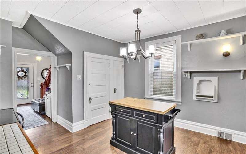 621 Cedar St, Irwin, 15642, 3 Bedrooms Bedrooms, 9 Rooms Rooms,1.1 BathroomsBathrooms,Residential,For Sale,Cedar St,1755776