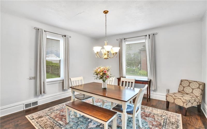 621 Cedar St, Irwin, 15642, 3 Bedrooms Bedrooms, 9 Rooms Rooms,1.1 BathroomsBathrooms,Residential,For Sale,Cedar St,1755776