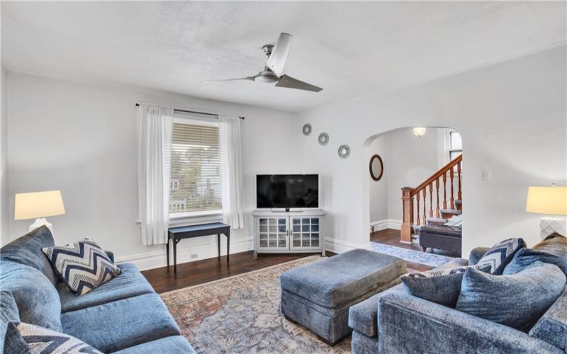 621 Cedar St, Irwin, 15642, 3 Bedrooms Bedrooms, 9 Rooms Rooms,1.1 BathroomsBathrooms,Residential,For Sale,Cedar St,1755776