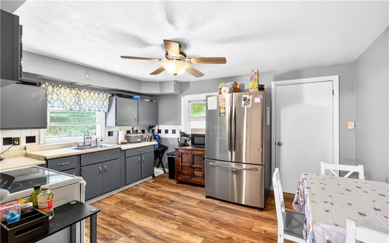 10 Elizabeth St, Washington, 15301, 3 Bedrooms Bedrooms, 5 Rooms Rooms,1 BathroomBathrooms,Residential,For Sale,Elizabeth St,1760878