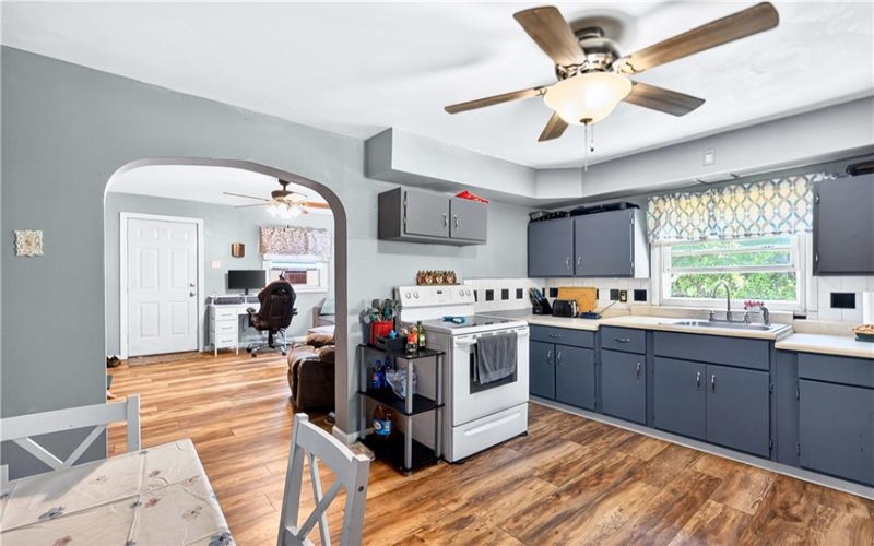 10 Elizabeth St, Washington, 15301, 3 Bedrooms Bedrooms, 5 Rooms Rooms,1 BathroomBathrooms,Residential,For Sale,Elizabeth St,1760878