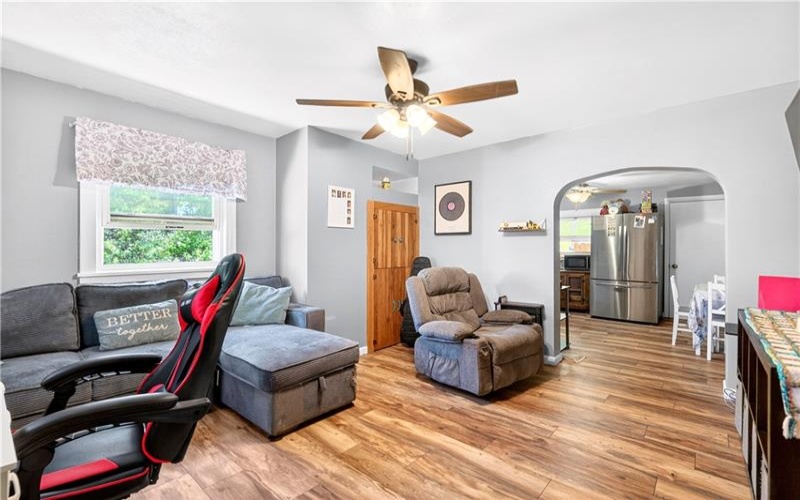 10 Elizabeth St, Washington, 15301, 3 Bedrooms Bedrooms, 5 Rooms Rooms,1 BathroomBathrooms,Residential,For Sale,Elizabeth St,1760878