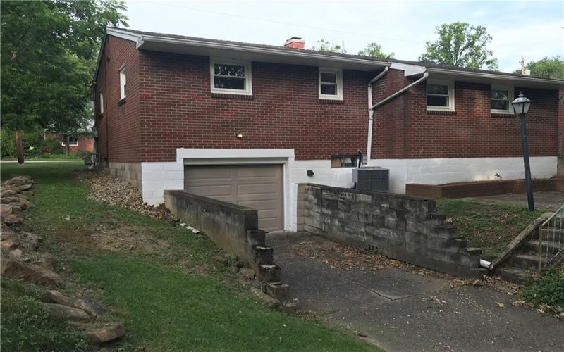 1312 Oak St, Connellsville, 15425, 3 Bedrooms Bedrooms, ,1.1 BathroomsBathrooms,Residential,For Sale,Oak St,1760921