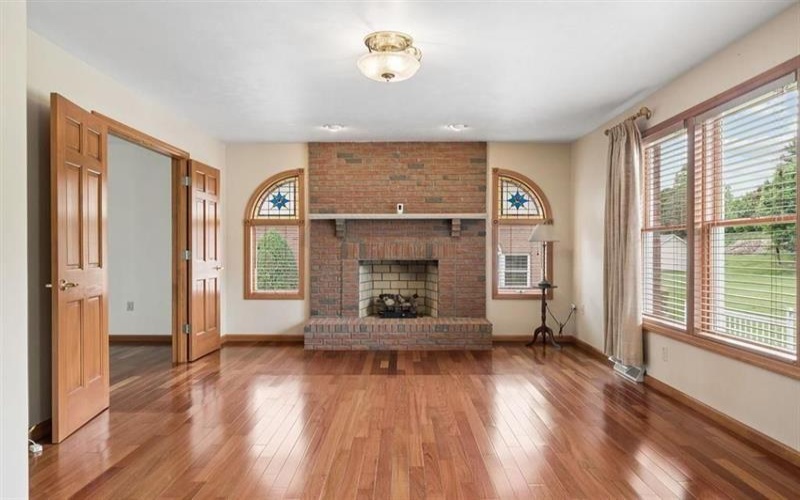 9470 Pembroke CIRCLE, 15601, 15642, 3 Bedrooms Bedrooms, 11 Rooms Rooms,3.1 BathroomsBathrooms,Residential,For Sale,Pembroke,1760932