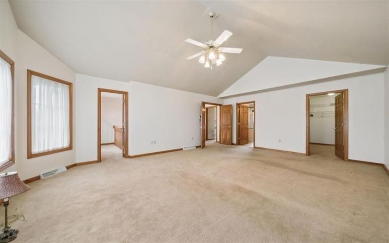9470 Pembroke CIRCLE, 15601, 15642, 3 Bedrooms Bedrooms, 11 Rooms Rooms,3.1 BathroomsBathrooms,Residential,For Sale,Pembroke,1760932