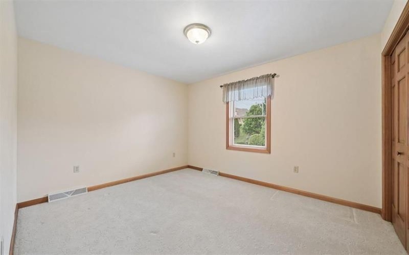 9470 Pembroke CIRCLE, 15601, 15642, 3 Bedrooms Bedrooms, 11 Rooms Rooms,3.1 BathroomsBathrooms,Residential,For Sale,Pembroke,1760932