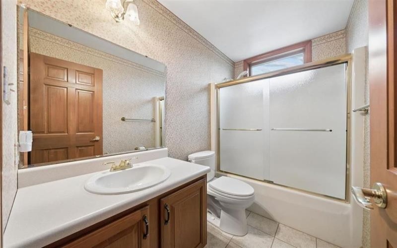 9470 Pembroke CIRCLE, 15601, 15642, 3 Bedrooms Bedrooms, 11 Rooms Rooms,3.1 BathroomsBathrooms,Residential,For Sale,Pembroke,1760932