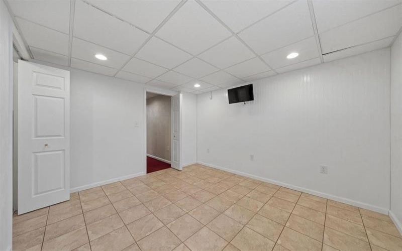 9470 Pembroke CIRCLE, 15601, 15642, 3 Bedrooms Bedrooms, 11 Rooms Rooms,3.1 BathroomsBathrooms,Residential,For Sale,Pembroke,1760932