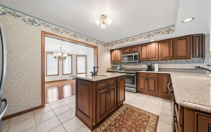 9470 Pembroke CIRCLE, 15601, 15642, 3 Bedrooms Bedrooms, 11 Rooms Rooms,3.1 BathroomsBathrooms,Residential,For Sale,Pembroke,1760932