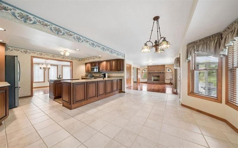 9470 Pembroke CIRCLE, 15601, 15642, 3 Bedrooms Bedrooms, 11 Rooms Rooms,3.1 BathroomsBathrooms,Residential,For Sale,Pembroke,1760932