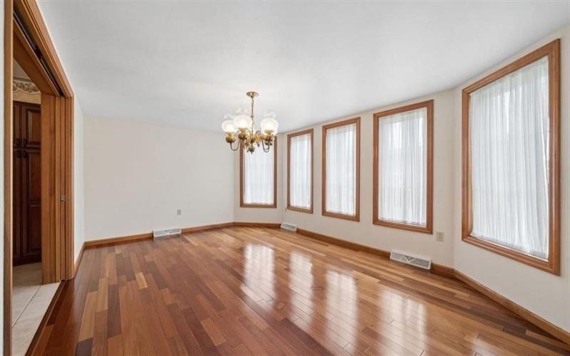9470 Pembroke CIRCLE, 15601, 15642, 3 Bedrooms Bedrooms, 11 Rooms Rooms,3.1 BathroomsBathrooms,Residential,For Sale,Pembroke,1760932