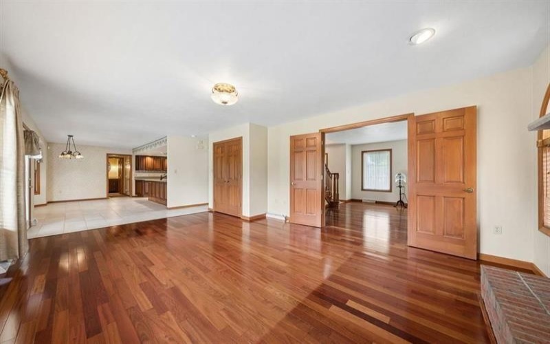 9470 Pembroke CIRCLE, 15601, 15642, 3 Bedrooms Bedrooms, 11 Rooms Rooms,3.1 BathroomsBathrooms,Residential,For Sale,Pembroke,1760932