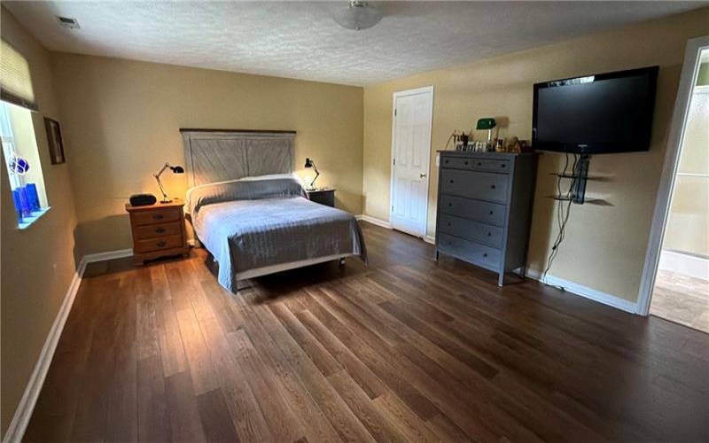105 Woodstone Ln, New Kensington, 15068, 3 Bedrooms Bedrooms, 8 Rooms Rooms,2 BathroomsBathrooms,Residential,For Sale,Woodstone Ln,1760916