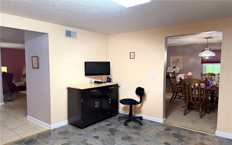 105 Woodstone Ln, New Kensington, 15068, 3 Bedrooms Bedrooms, 8 Rooms Rooms,2 BathroomsBathrooms,Residential,For Sale,Woodstone Ln,1760916