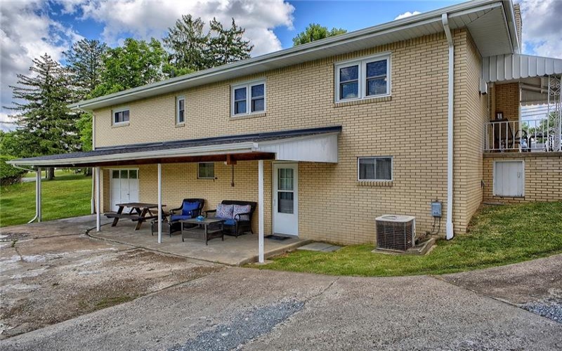 4373 State Rte 136, Greensburg, 15601, 3 Bedrooms Bedrooms, 8 Rooms Rooms,2.1 BathroomsBathrooms,Residential,For Sale,State Rte 136,1760978