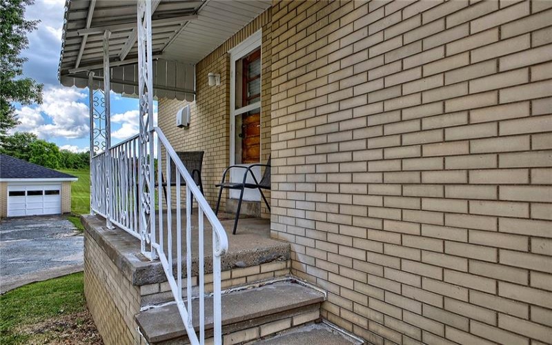4373 State Rte 136, Greensburg, 15601, 3 Bedrooms Bedrooms, 8 Rooms Rooms,2.1 BathroomsBathrooms,Residential,For Sale,State Rte 136,1760978