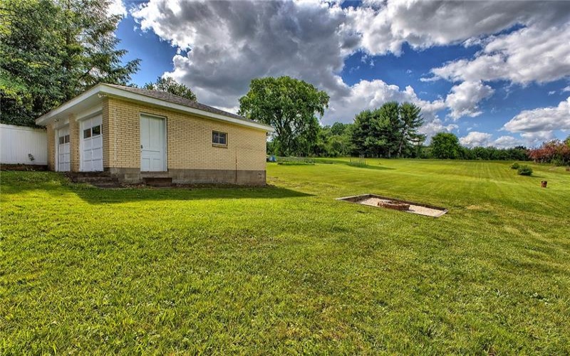 4373 State Rte 136, Greensburg, 15601, 3 Bedrooms Bedrooms, 8 Rooms Rooms,2.1 BathroomsBathrooms,Residential,For Sale,State Rte 136,1760978