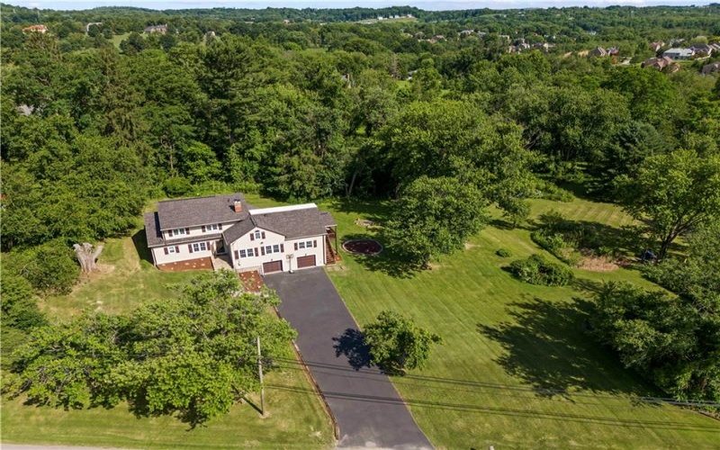 860 Mcmurray Rd, Venetia, 15367, 7 Bedrooms Bedrooms, 10 Rooms Rooms,3.1 BathroomsBathrooms,Residential,For Sale,Mcmurray Rd,1760582
