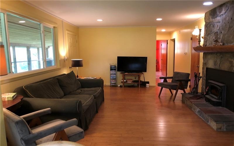 398 JEFFERSON TRAIL, Ohiopyle, 15470, 4 Bedrooms Bedrooms, 11 Rooms Rooms,1.2 BathroomsBathrooms,Residential,For Sale,JEFFERSON TRAIL,1760947