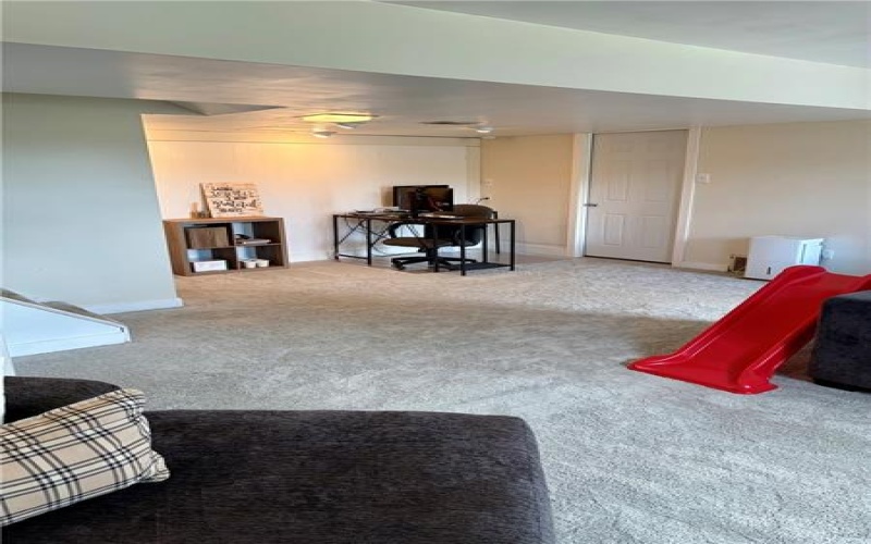 19 Belmeade Ter, Uniontown, 15401, 3 Bedrooms Bedrooms, ,1.2 BathroomsBathrooms,Residential,For Sale,Belmeade Ter,1760981