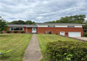 19 Belmeade Ter, Uniontown, 15401, 3 Bedrooms Bedrooms, ,1.2 BathroomsBathrooms,Residential,For Sale,Belmeade Ter,1760981