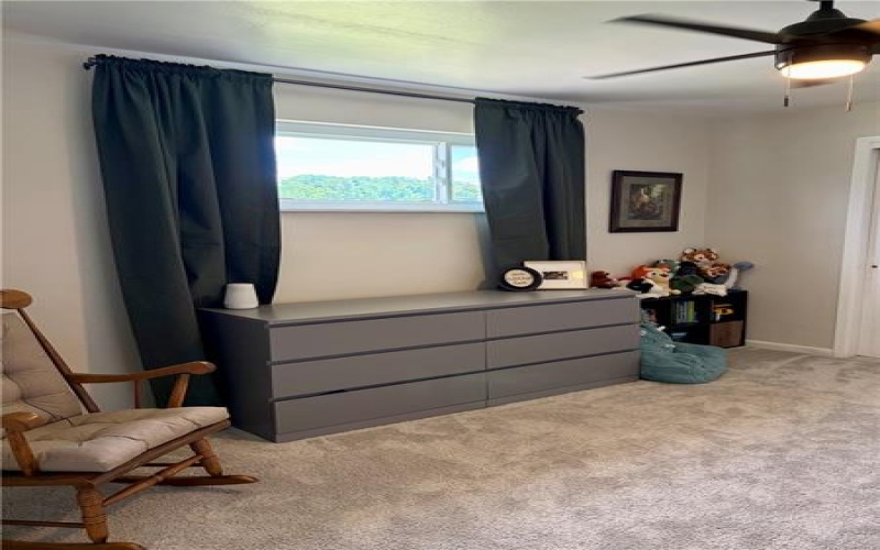19 Belmeade Ter, Uniontown, 15401, 3 Bedrooms Bedrooms, ,1.2 BathroomsBathrooms,Residential,For Sale,Belmeade Ter,1760981