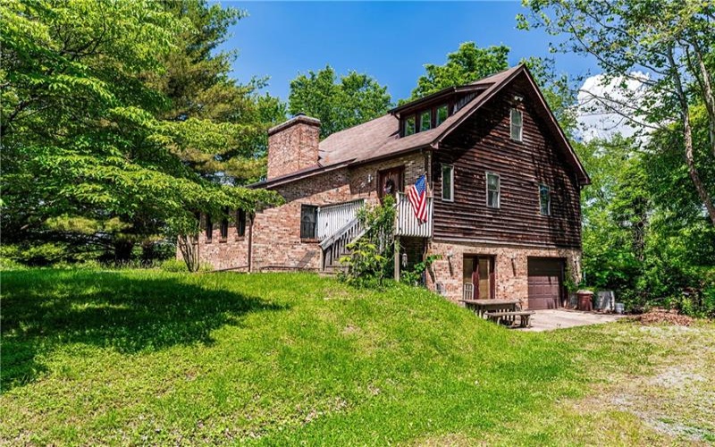 214 Bortz Road, Point Marion, 15474, 3 Bedrooms Bedrooms, 8 Rooms Rooms,2.1 BathroomsBathrooms,Residential,For Sale,Bortz Road,1759754