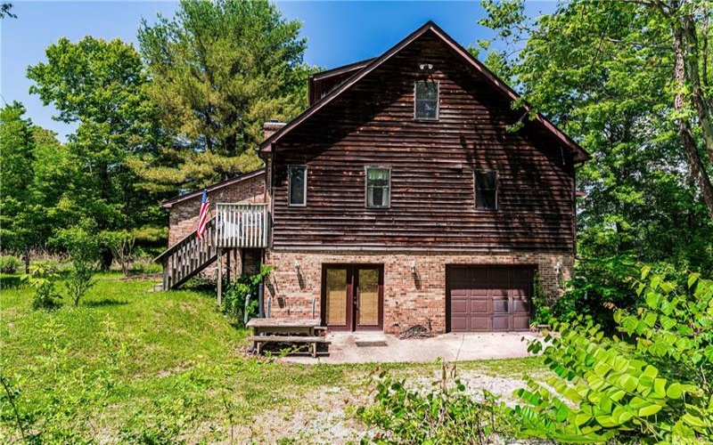214 Bortz Road, Point Marion, 15474, 3 Bedrooms Bedrooms, 8 Rooms Rooms,2.1 BathroomsBathrooms,Residential,For Sale,Bortz Road,1759754