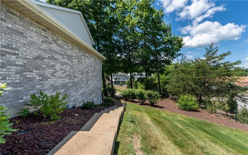 228 Country View Drive, Lower Burrell, 15068, 3 Bedrooms Bedrooms, 11 Rooms Rooms,3 BathroomsBathrooms,Residential,For Sale,Country View Drive,1760984