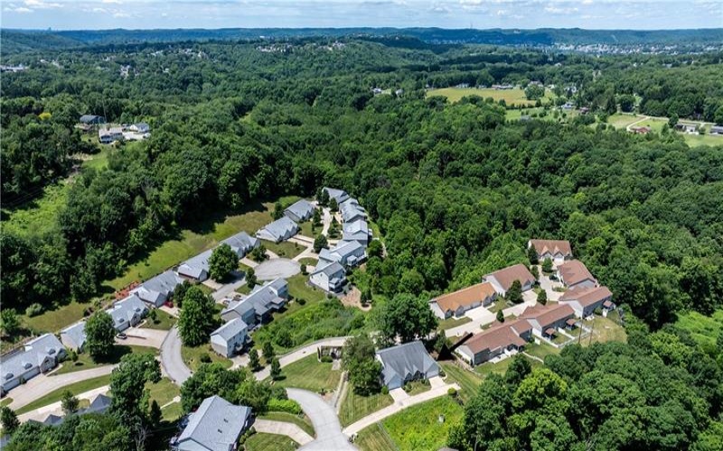 228 Country View Drive, Lower Burrell, 15068, 3 Bedrooms Bedrooms, 11 Rooms Rooms,3 BathroomsBathrooms,Residential,For Sale,Country View Drive,1760984