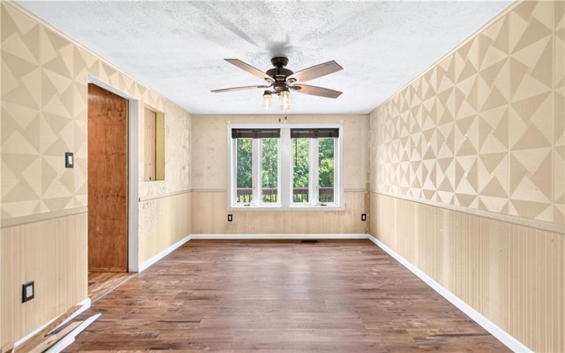 480 Hunting Creek Rd, Canonsburg, 15317, 3 Bedrooms Bedrooms, ,1.1 BathroomsBathrooms,Residential,For Sale,Hunting Creek Rd,1761005